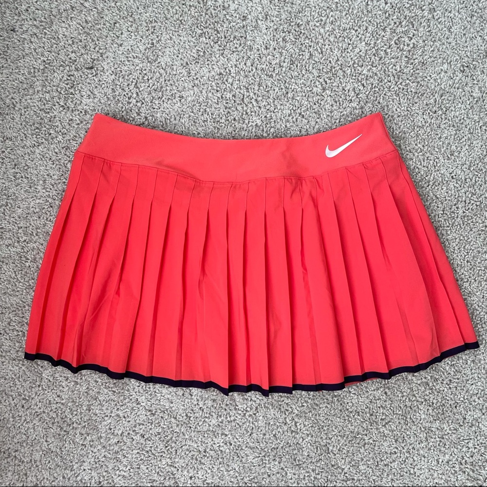 NIKE Pleated Tennis Skirt - LARGE / Neon Coral